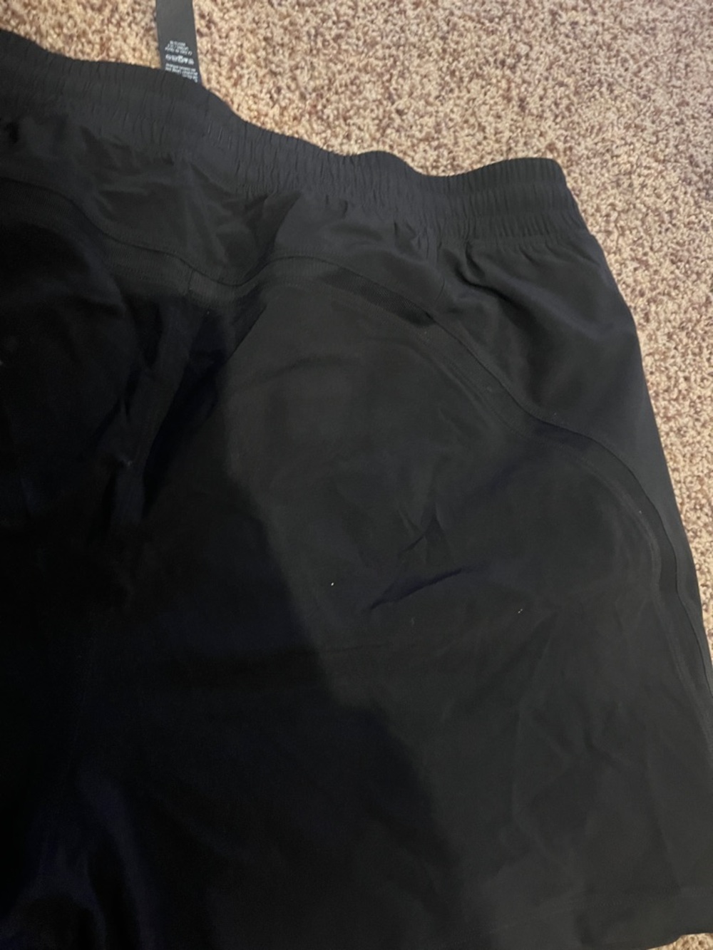 Lululemon black men’s shorts - Picture 5 of 5